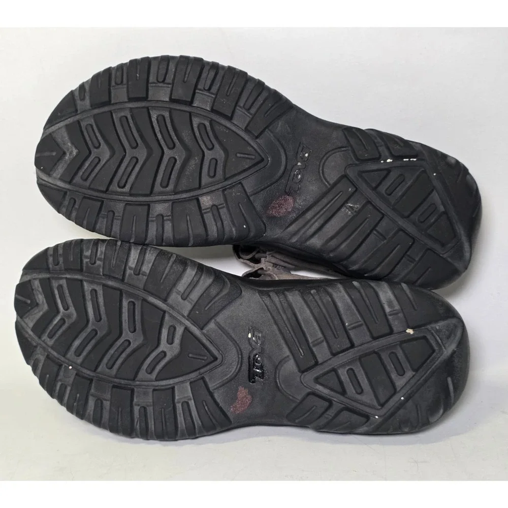 Teva Hudson‎ Men's Sandals Size 9 Gray Suede Fabric Hiking Outdoor Walking Shoes